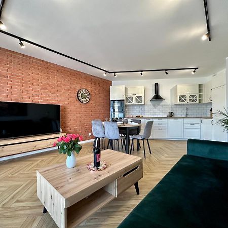 Apartament Ukiel No9 Z Prywatnym Dostepem Do Jeziora I Silownia オルシュティン エクステリア 写真